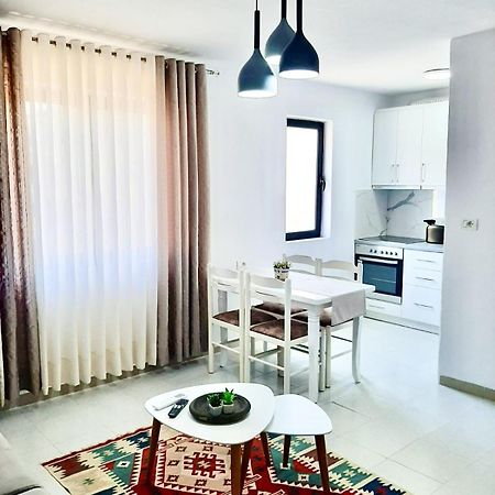 Koli Apartament Berat Eksteriør billede